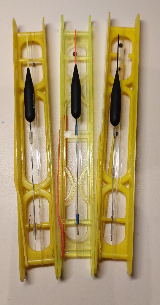 Hengelsport 3 zelfgemaakte vislijntjes set 82, Ophalen of Verzenden, Nieuw, Vaste hengel