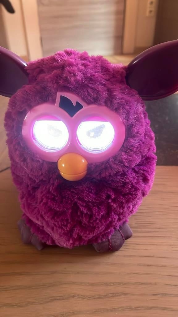 Avis aux collectionneurs FURBY de 2012 jamais servi couleur, Enfants & Bébés, Enlèvement ou Envoi, Neuf