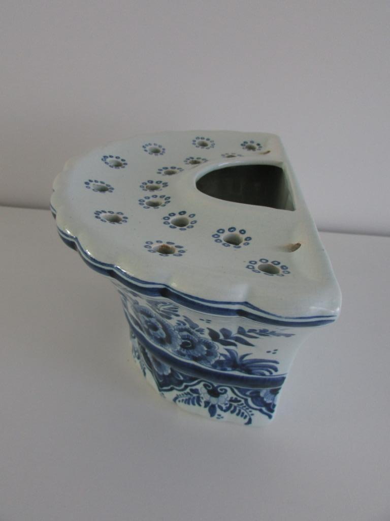 Een Delftse Pique-fleurs, Antiquités & Art, Enlèvement ou Envoi