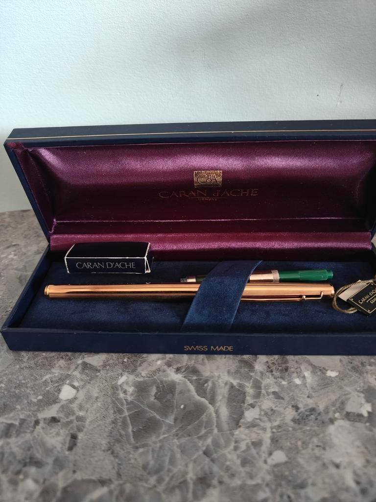 Porte plume Caran D'ache doree, Collections, Enlèvement ou Envoi