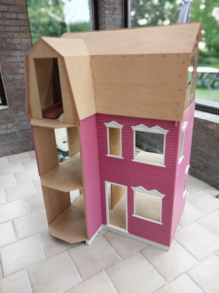 poppenhuis op Barbie maat, Kinderen en Baby's, Speelgoed | Poppenhuizen, Gebruikt, Poppenhuis, Ophalen