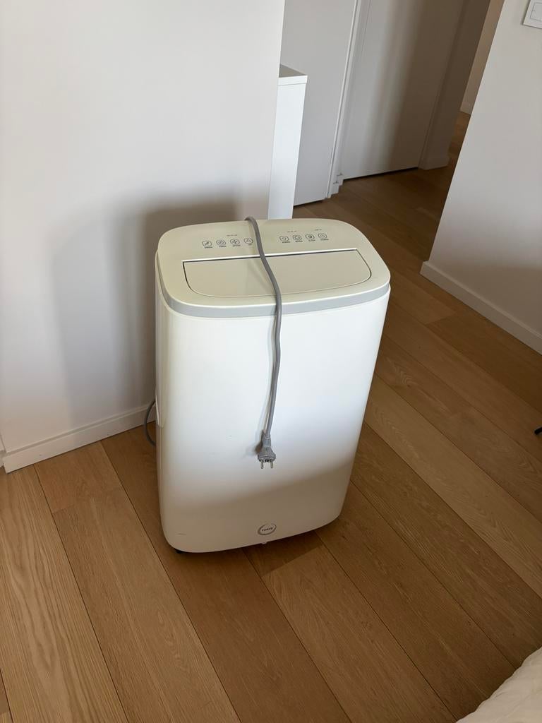 Fuave Air conditioner, Elektronische apparatuur, Ophalen, Zo goed als nieuw