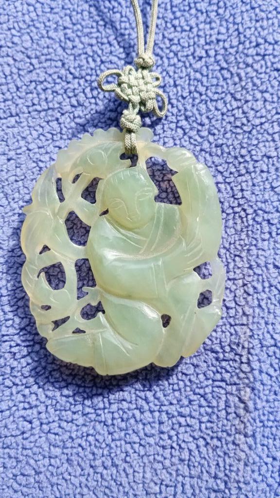 Authentieke jade hanger met certificaat, Antiek en Kunst, Antiek | Overige Antiek, Ophalen of Verzenden