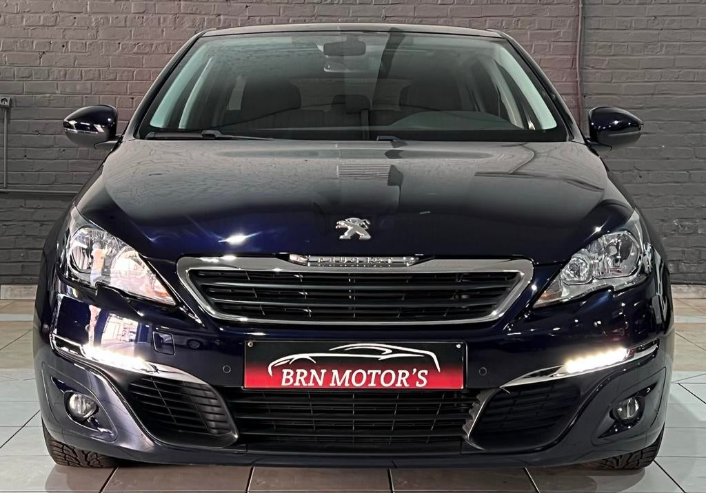 Peugeot 308 1.2i//1ere Pro//Carnet//47.000km//Toit Pano//, Autos, Peugeot, Achat, Euro 6, Entreprise, Entretenue par le concessionnaire