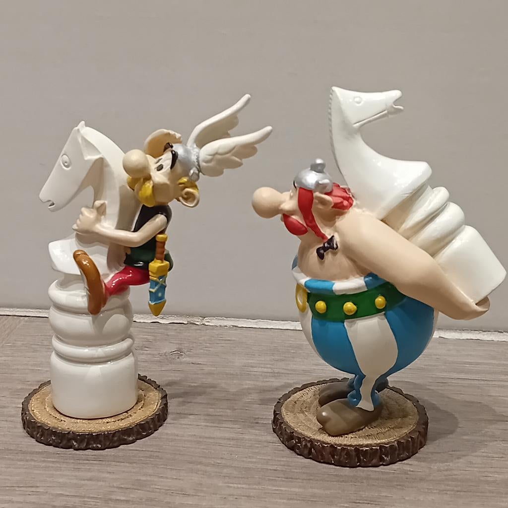 Figurines Astérix et Obélix Plastoy, Enlèvement ou Envoi, Astérix et Obélix, Comme neuf, Statue ou Figurine
