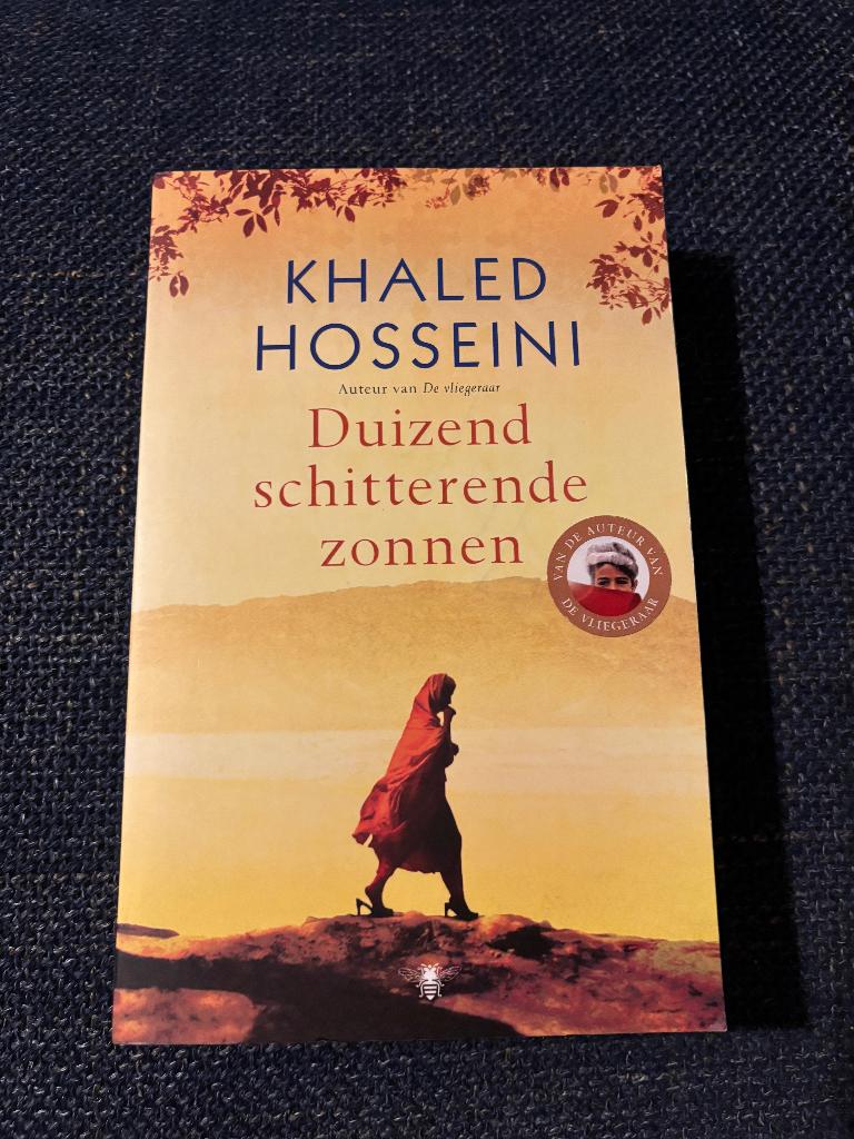 Duizend schitterende zonnen ( Khaled Hosseini), Ophalen of Verzenden, Gelezen, Khaled Hosseini, Wereld overig
