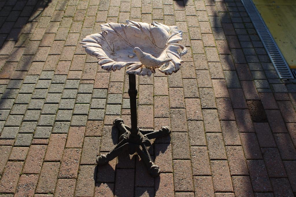 bain d oiseaux , abreuvoir en fonte , style feuille, Jardin & Terrasse, Maisons & Bains d'oiseaux, Neuf, Enlèvement