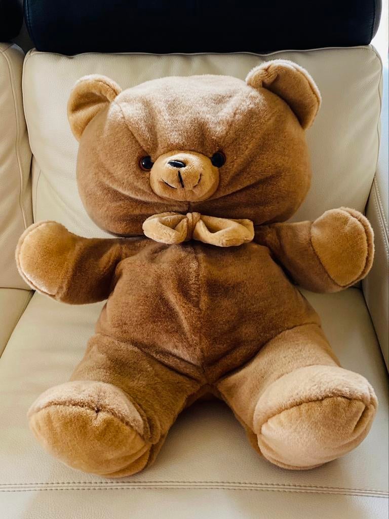 Grand ours en peluche, Comme neuf