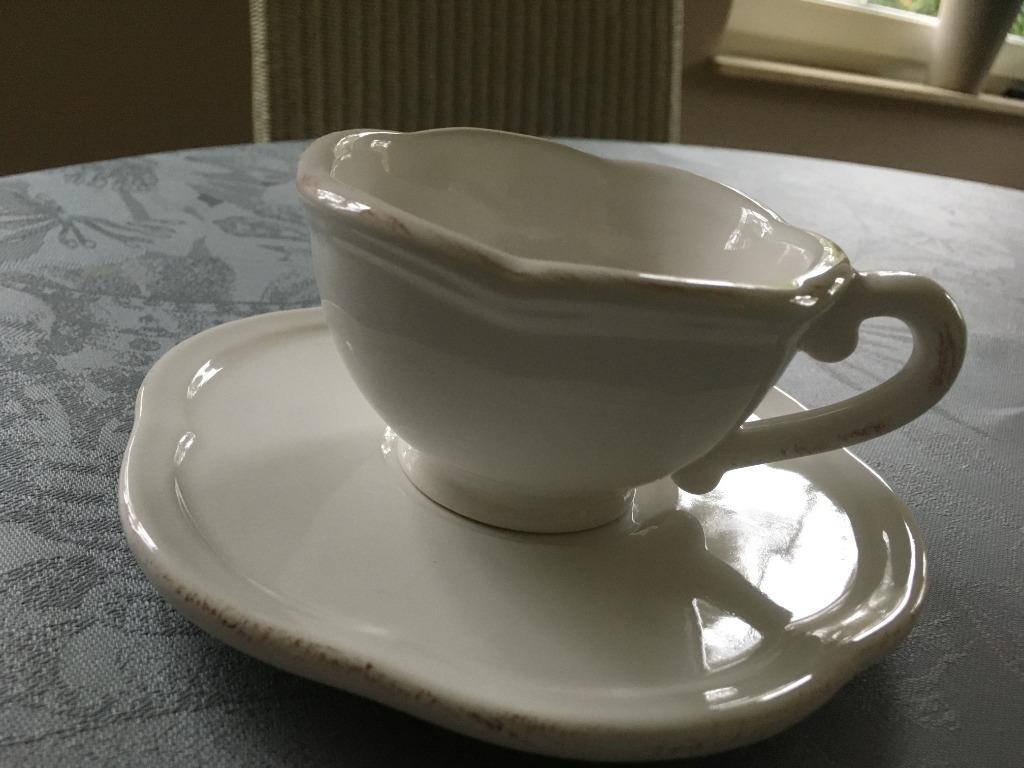 Flamant witte kop en schotel - serie Manosque, Nieuw, Ophalen of Verzenden, Effen, Kop(pen) en/of Schotel(s)