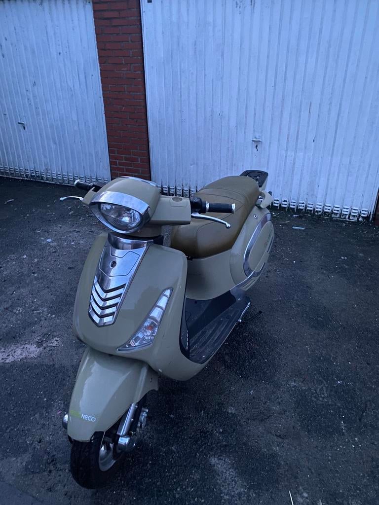 Scooter électrique Eco-Neco 50cc pour pièces, Enlèvement, Utilisé, Électrique, Autres marques