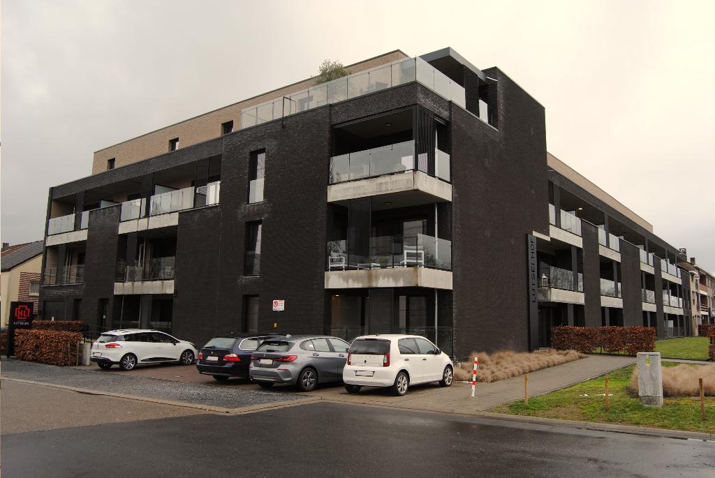 Staanplaats te huur Diepenbeek, Immo, Garages en Parkeerplaatsen, Provincie Limburg