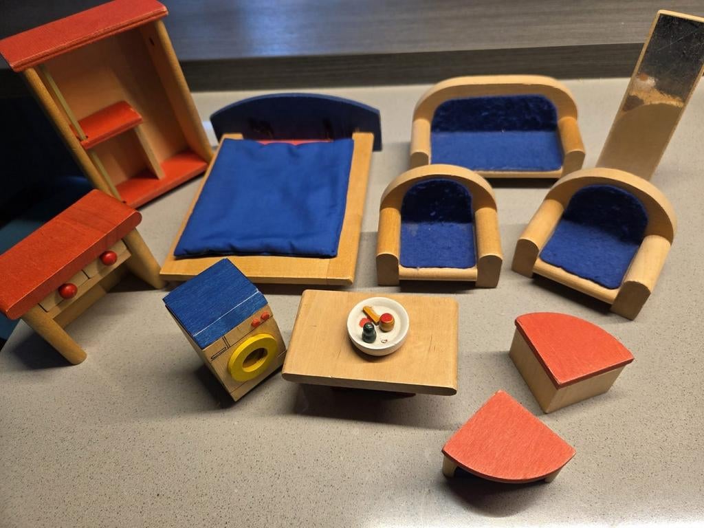 Poppenhuis  meubels in hout., Verzamelen, Poppenhuizen en Toebehoren, Ophalen of Verzenden, Gebruikt, Poppenhuis