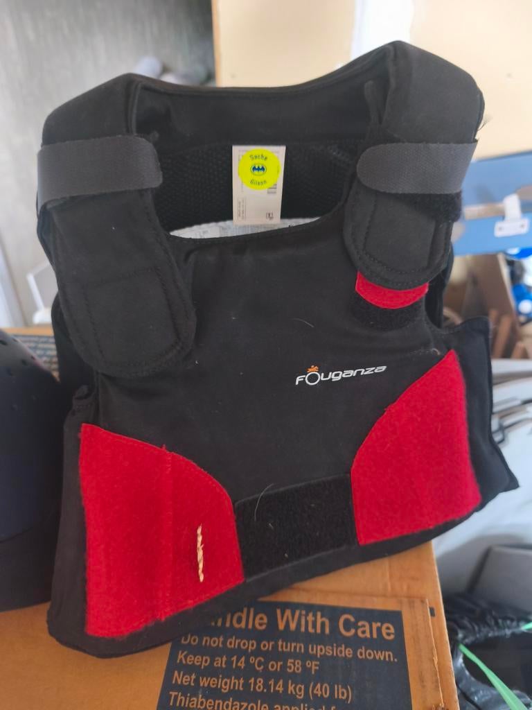Gilet + bombe équitation, Animaux & Accessoires, Enlèvement, Utilisé, Équitation