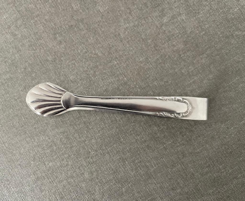 Pince à sucre, Enlèvement