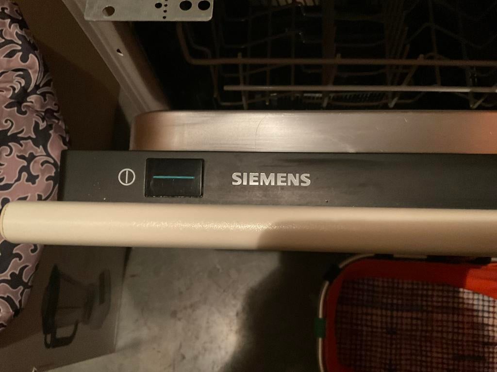 Vaatwasser inbouw SIEMENS, Elektronische apparatuur, Vaatwasmachines, Ophalen, Zo goed als nieuw, Inbouw