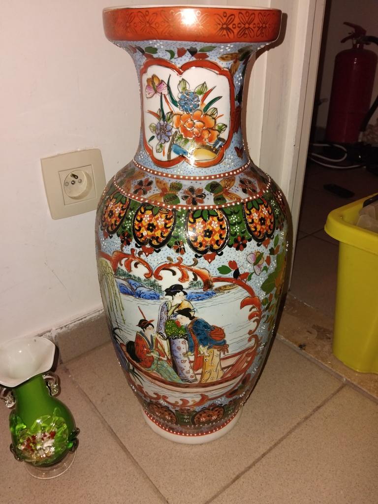 Vase asiatique, Antiquités & Art, Antiquités | Vases, Enlèvement