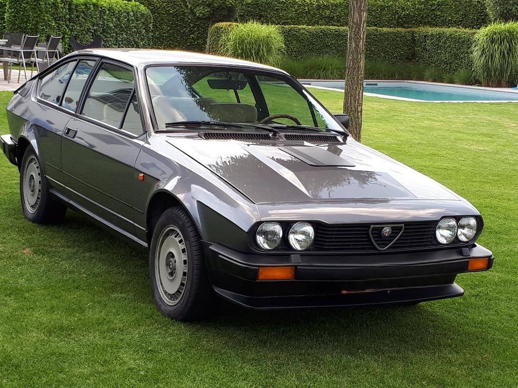 Alfetta GTV6 - 2.5 litres, Auto's, Alfa Romeo, 2500 cc, 4 zetels, Achterwielaandrijving, Elektrische ramen