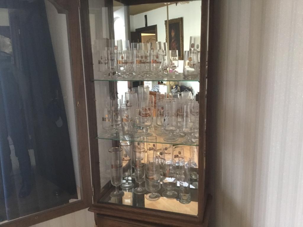 bitburger glazen, Verzamelen, Glas en Drinkglazen, Ophalen, Zo goed als nieuw