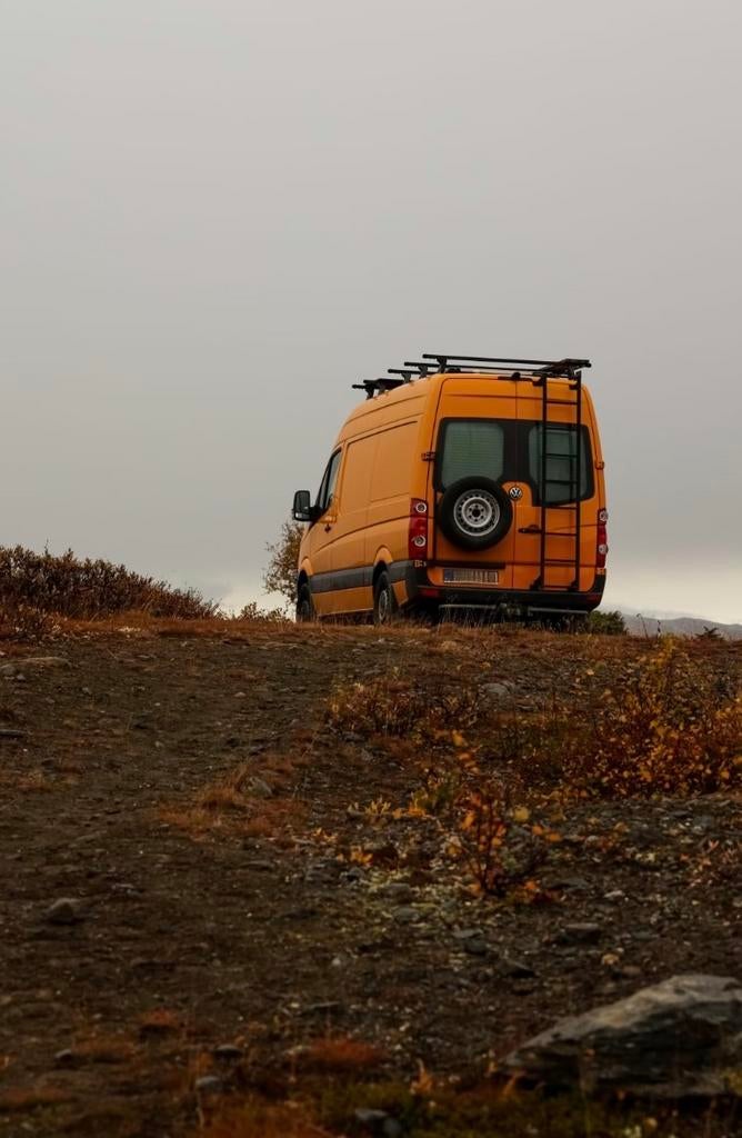 VW Crafter zelfbouw camper L2H2 - lichte vracht - euro 5, Caravans en Kamperen, Chemisch toilet, Volkswagen, Koelkast, Tot en met 3