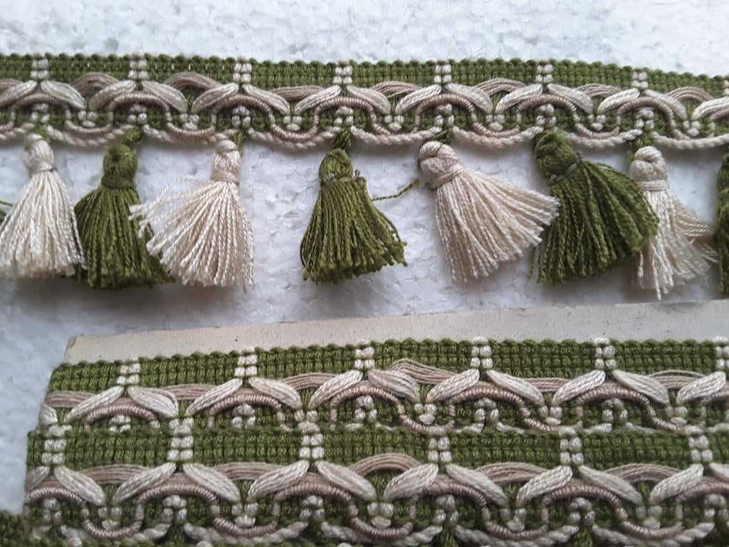 garnituren, franje met pompons, groen, brons en crème, 50 mm, Hobby en Vrije tijd, Naaien en Fournituren, Ophalen of Verzenden