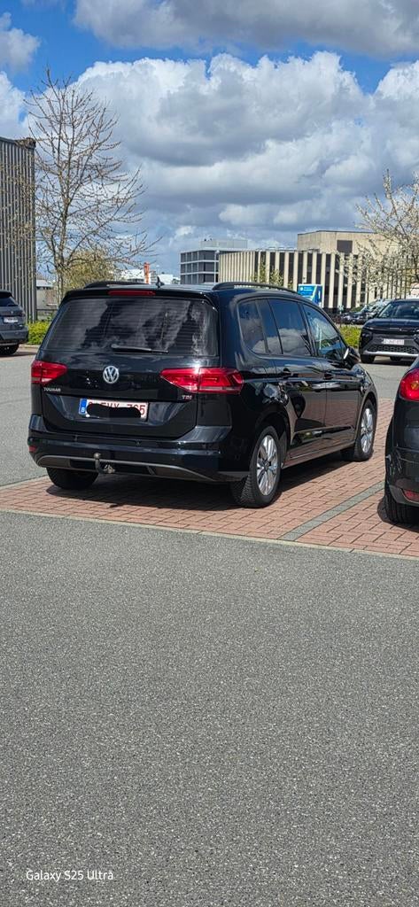 Volkswagen Touran 1.6 tdi  2016 avec contrôle technique, Auto's, Automaat, Zwart, Zwart, Te koop