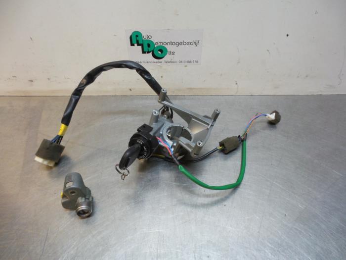 Kontaktslot + Sleutel van een Hyundai Accent (Accent 00-), Gebruikt, -, -, Ophalen of Verzenden