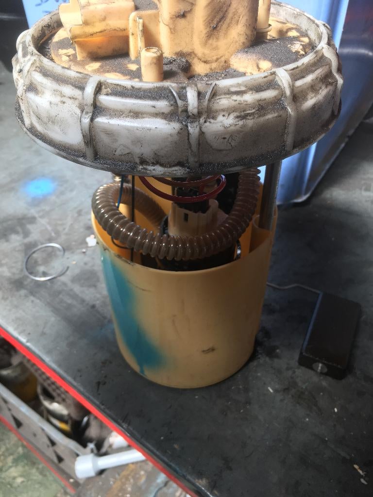 POMPE A MAZOUT OPEL CORSA D 1300 TURBO DIESEL EURO 5, Autos : Pièces & Accessoires, RUE BRIGADE PIRON 307, Enlèvement, Utilisé