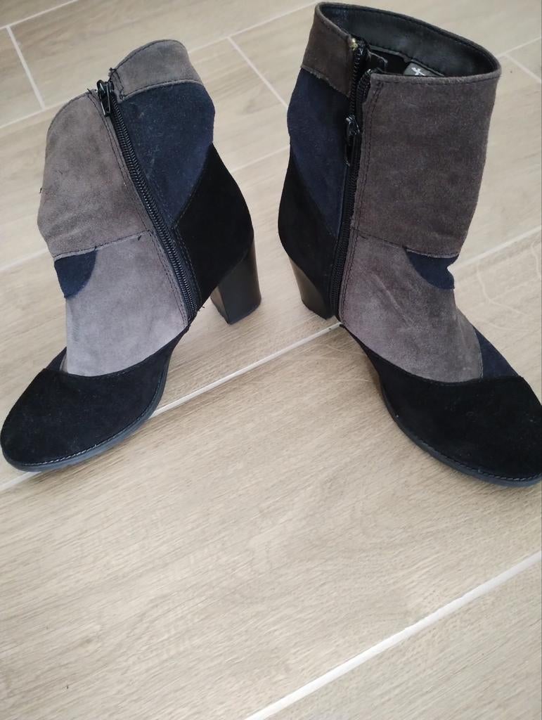 Zwart/donkerblauw/bruine enkellaarsjes maat 36, Ophalen of Verzenden, Zwart