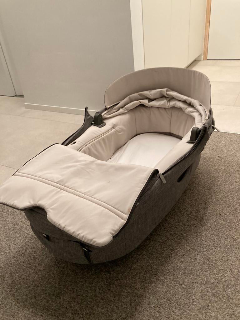 Grijs Wiegje merk Stokke (zonder onderstel), Kinderen en Baby's, Babywiegjes en Ledikanten, Ophalen, Gebruikt, Wieg