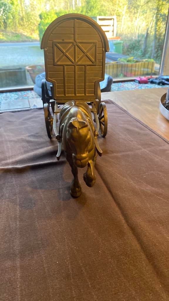 Koper paard, Ophalen, Koper