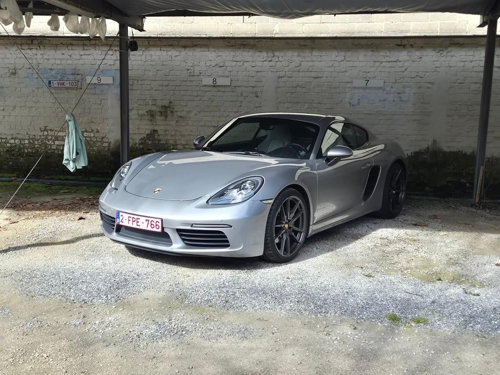 Porsche 718 Sport Chrono/ 2.0 met laungecontrol en 370PK, Auto's, Porsche, Automaat, Achterwielaandrijving, Euro 6, 1350 kg