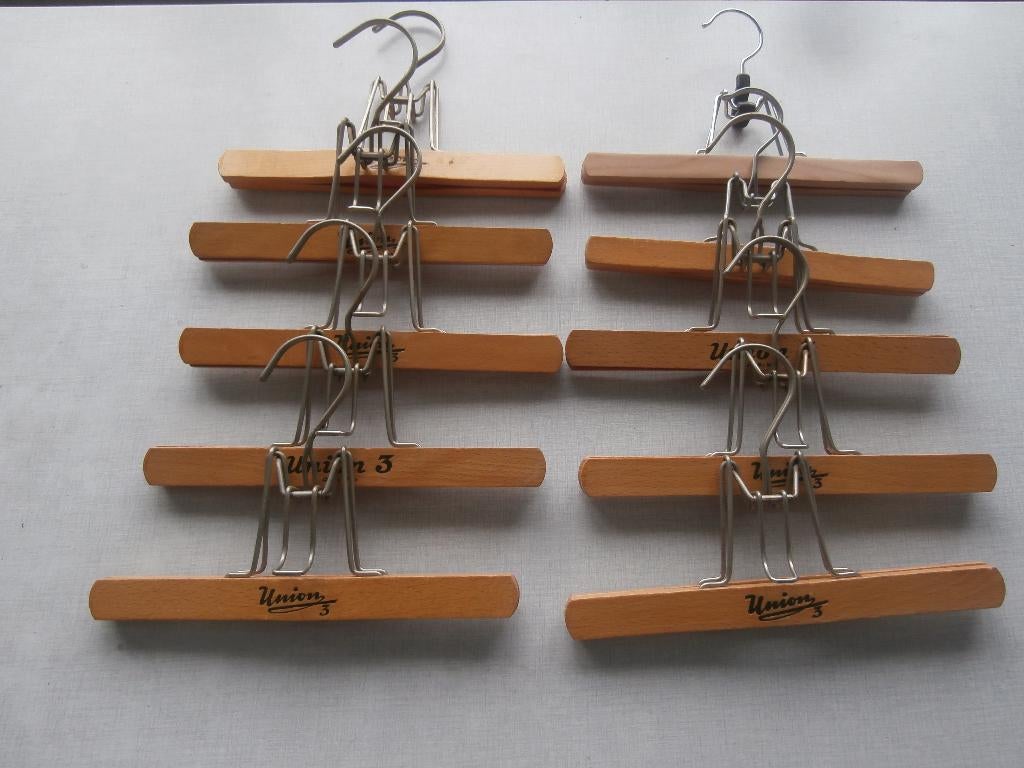 lot:kleerhangers- houten en metaal-2dehands, Ophalen of Verzenden, Gebruikt, Hout, Kinderen en Volwassenen