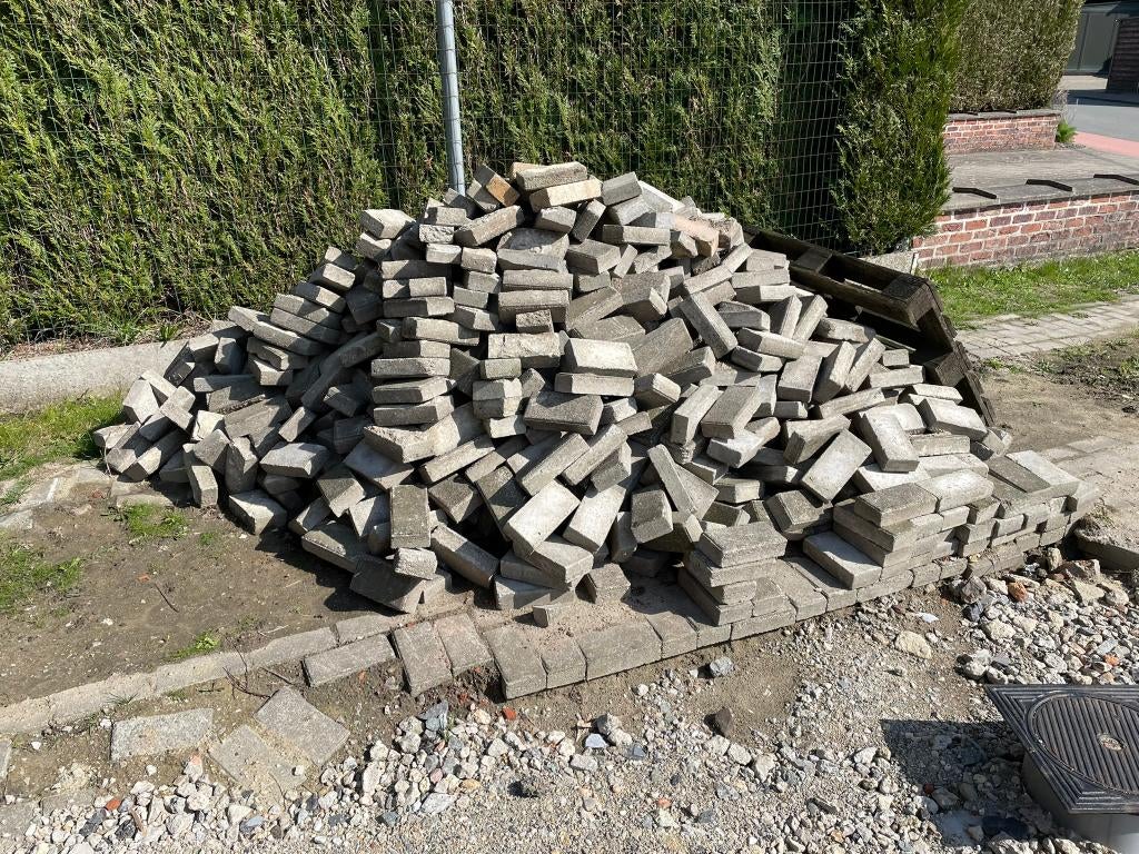 GRATIS Beton klinkers (RECUP) + opvul grond, Jardin & Terrasse, Béton, Enlèvement, Utilisé, Briques
