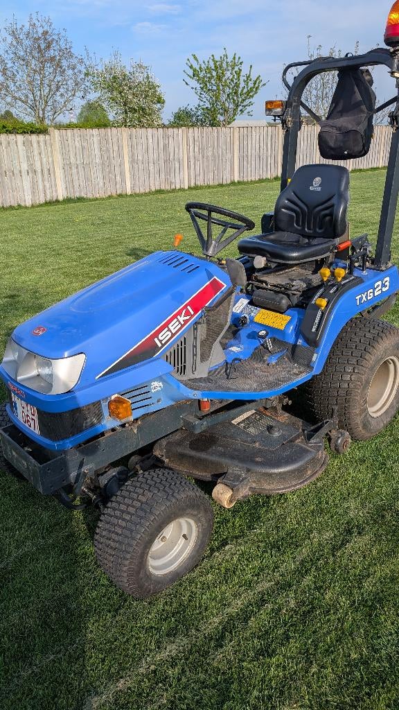 Mini tractor Iseki TXG 23-4x4-Hydrostaat-840 werkuren, Zakelijke goederen, Landbouw | Tractoren, Gebruikt, Tot 2500, Tot 80 Pk