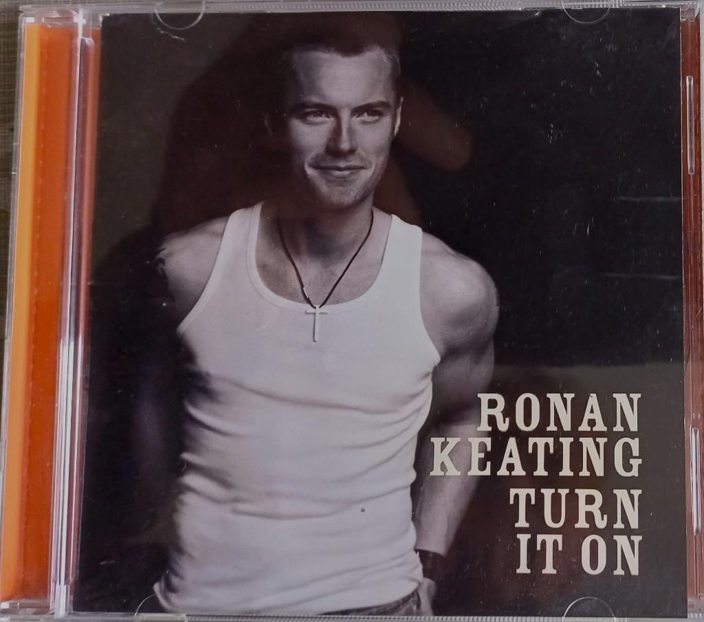 cd RONAN KEATING TURN IT ON, Cd's en Dvd's, Cd's | Pop, Ophalen of Verzenden, Zo goed als nieuw