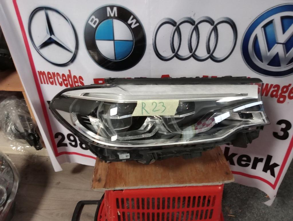 BMW 5 SERIE G30 G31 ADAPTIVE LED KOPLAMP RECHTS 7439210-01, Gebruikt, -, -, Ophalen of Verzenden