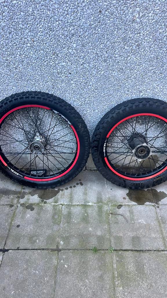 Beta enduro wielen, Ophalen, Zo goed als nieuw, Aluminium, 16 tot 20 inch