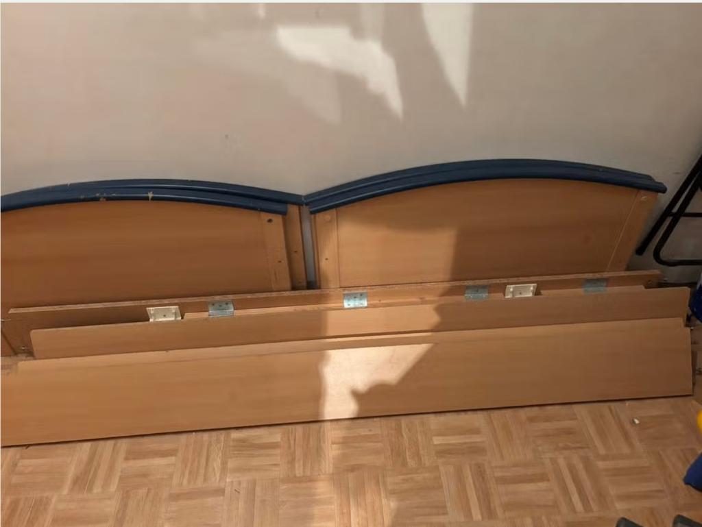 Lit d'un personne sans sommier, Maison & Meubles, Une personne, Brun, Enlèvement, Utilisé