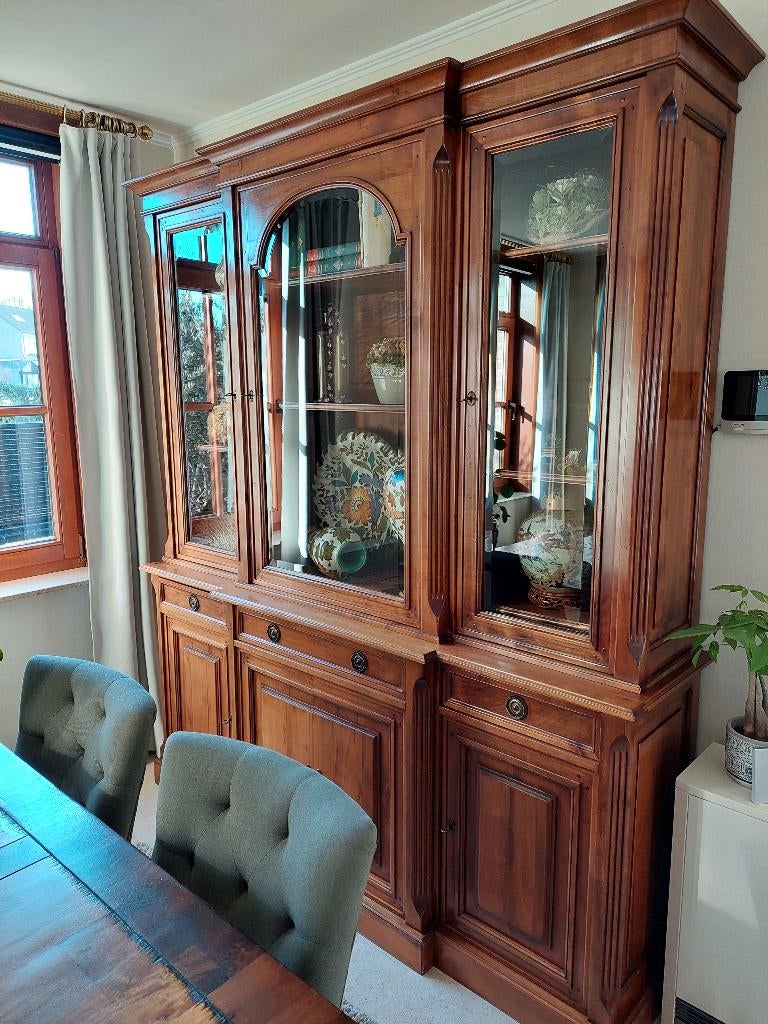 dressoir en bibliotheekkast, Ophalen