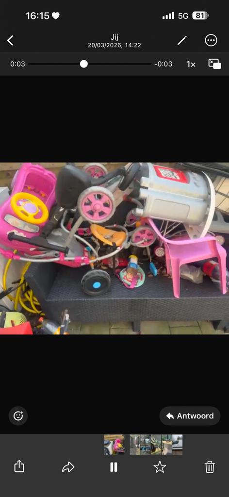 Jouets gratuits, Enlèvement