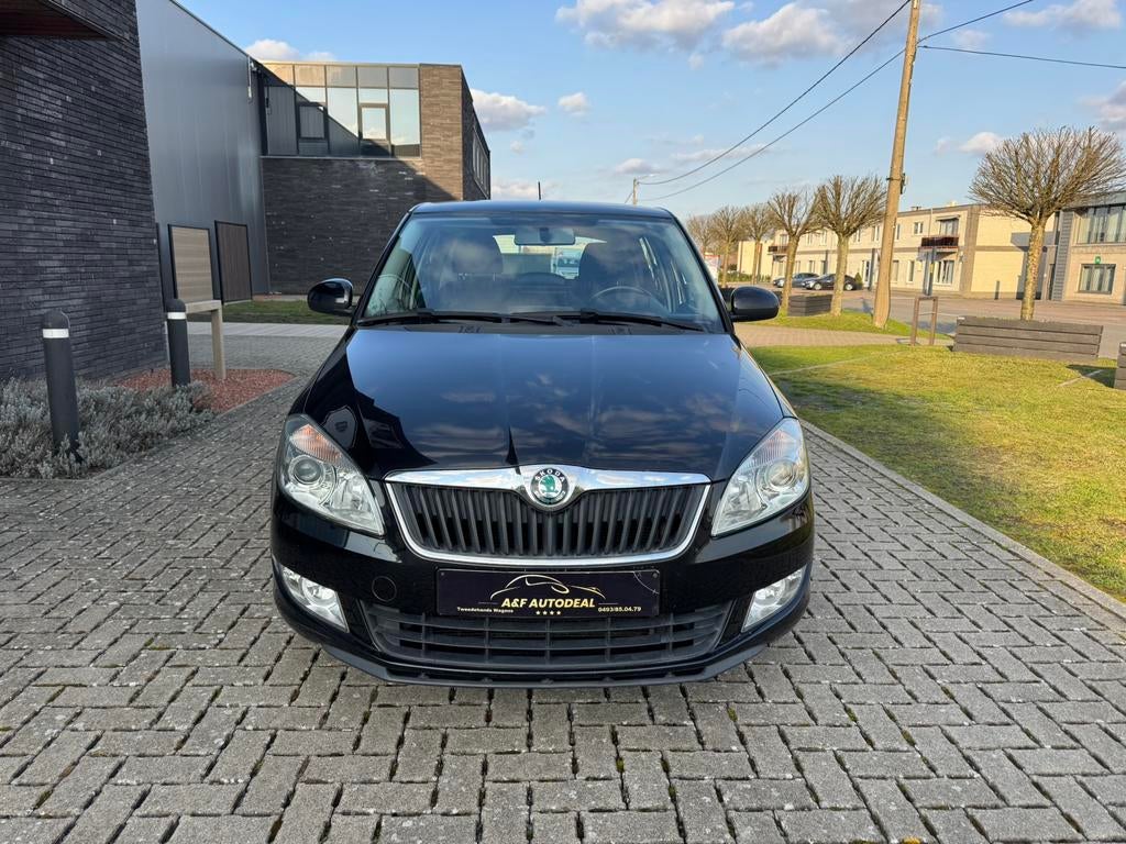 Skoda fabia 1.2 benzine 2012  euro 5 gekeurd, Autos, Euro 5, Achat, 5 portes, Berline