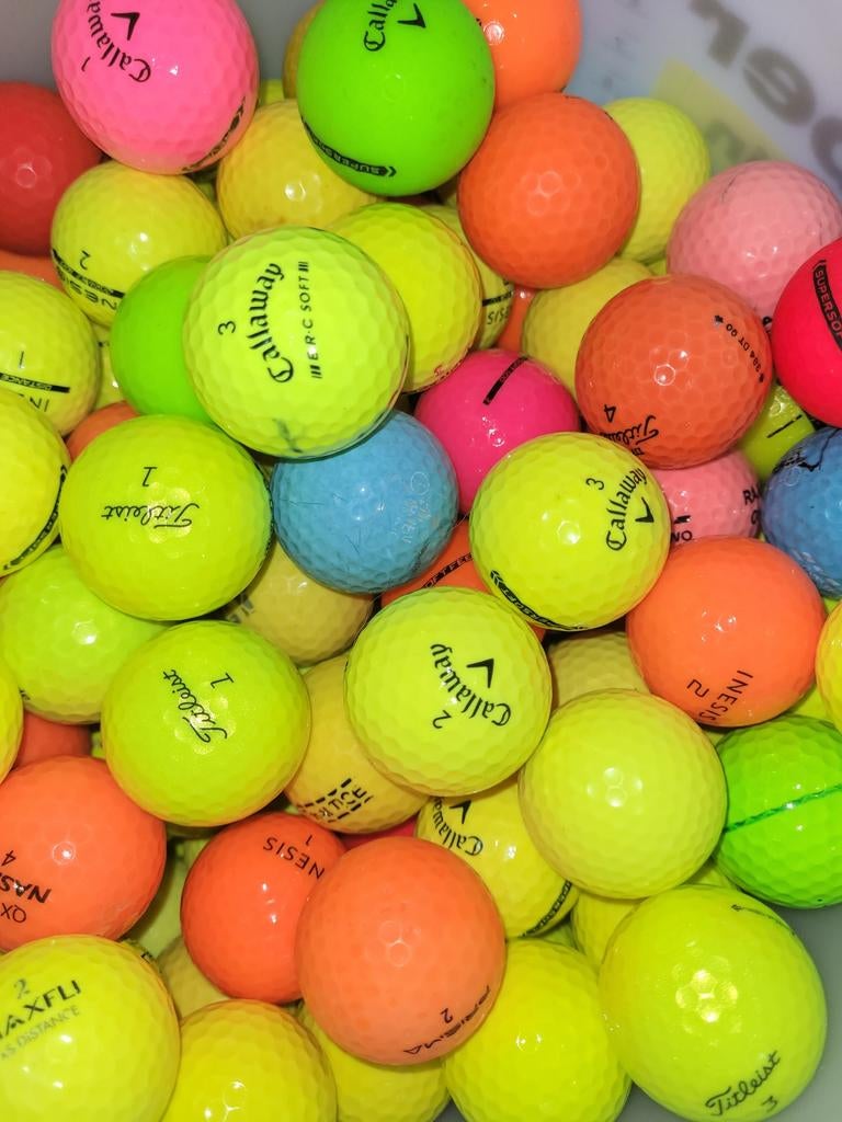 Golfballen gekleurd, gereinigd, goede staat. €O, 40/st, 150, Enlèvement