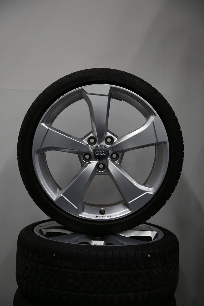 Winterbanden velgen  Audi RS3, 19 inch, Gebruikt, -, -