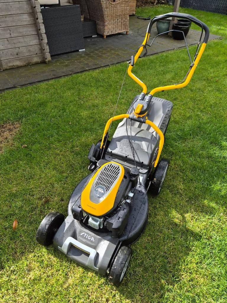 STIGA benzine grasmaaier combi 553 in zeer goede staat, Enlèvement