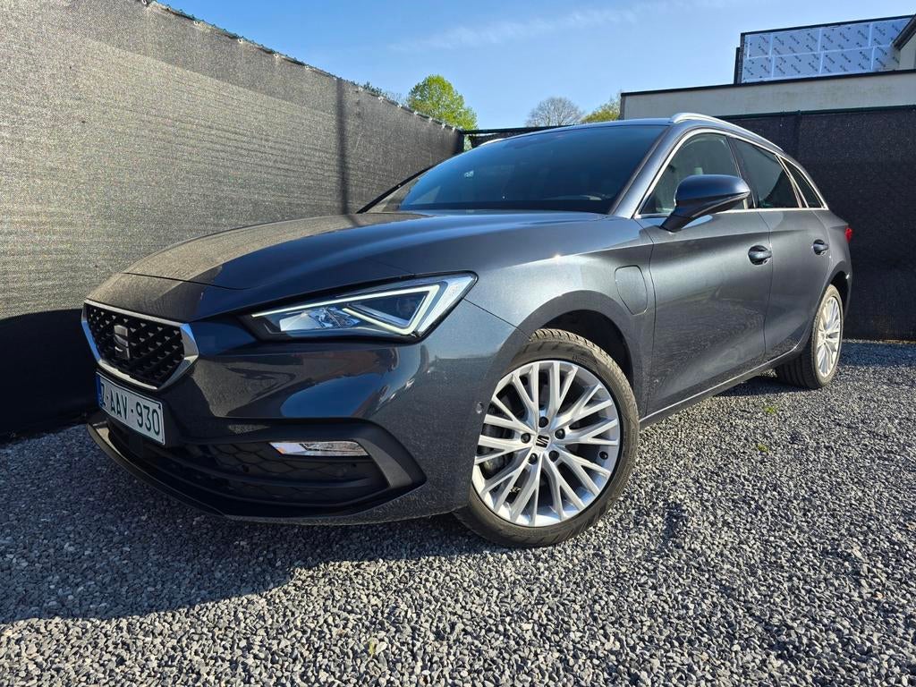 Seat Leon ST 1.4 TSi PHEV e-Hybrid 38500 kms *12M GARANTIE*, Auto's, Seat, Automaat, 4 cilinders, Leon, Leder en Stof