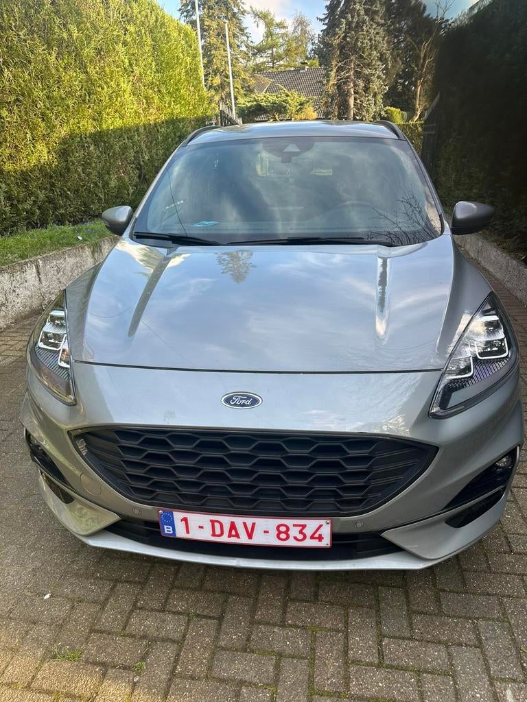 Ford Kuga  SUV 1.5 benzine ST line, Autos, Ford, Argent ou Gris, Achat, Euro 6, Boîte manuelle