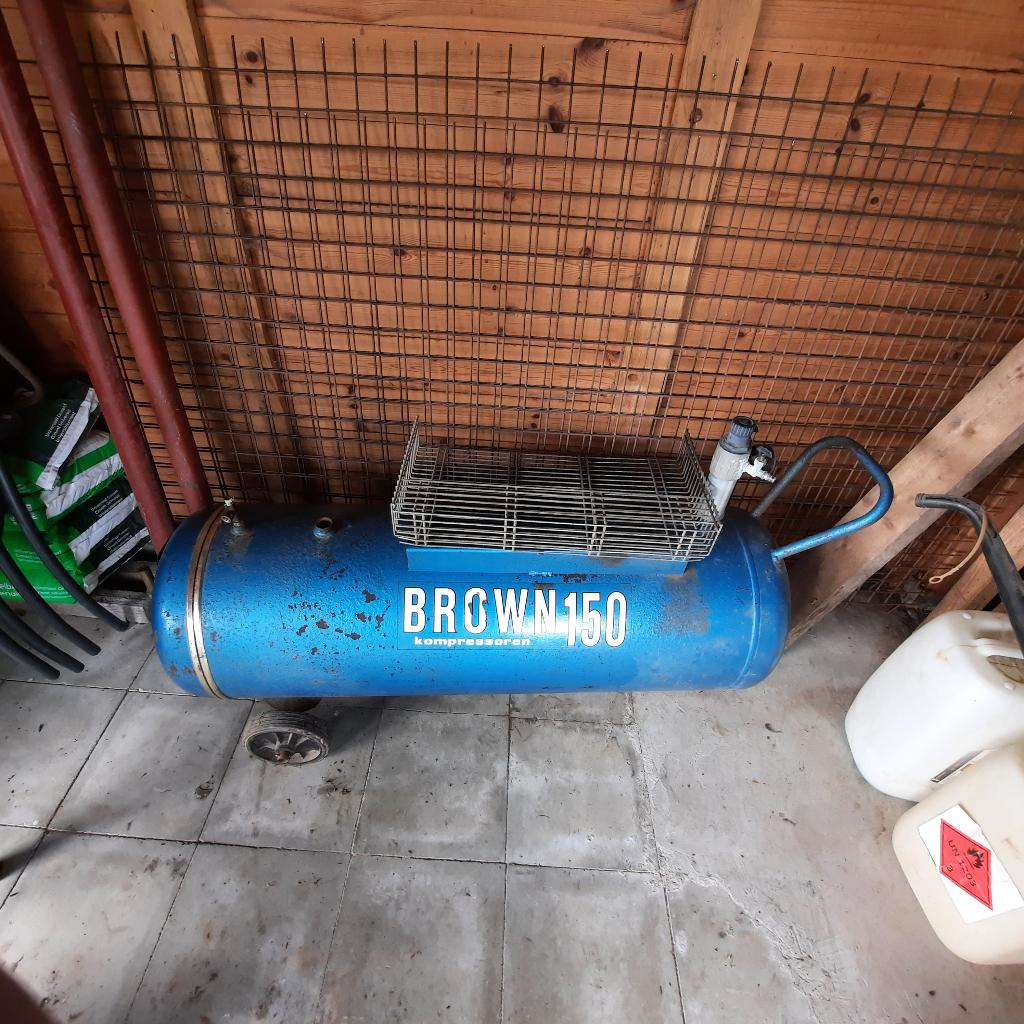 Accessoires pour compresseur, Bricolage & Construction, 100 litres ou plus, Enlèvement, Utilisé, 6 à 10 bars