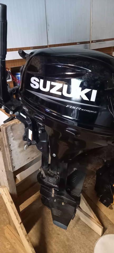 Moteur hors bord suzuki 9.9/15CV, Sports nautiques & Bateaux, Ski nautique, Comme neuf, Enlèvement