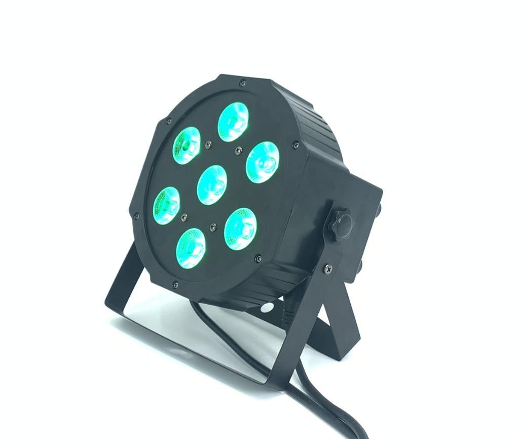 SUPERPROMO Nieuwe FIRST CLASS 7 X 24 W RGBWAUV FLAT LED PAR, Muziek en Instrumenten, Ophalen of Verzenden, Nieuw, Licht, Geluidgestuurd