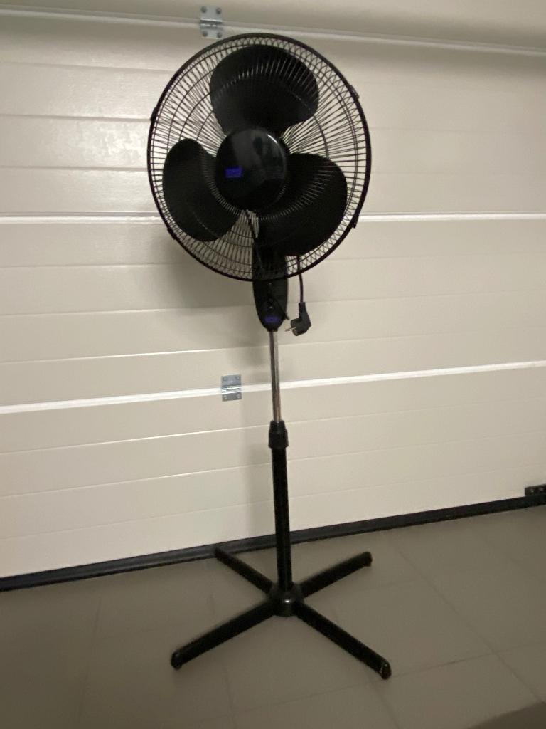 Ventilateur sur pied SMC, Ophalen, Zo goed als nieuw, Statiefventilator